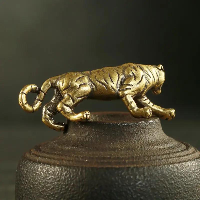 Antike Kupfer-Tiger-König-Figuren, Heimdekoration, Accessoires, Vintage-Messing, Tier-Berg-Ornamente, Schreibtisch-Dekorationen