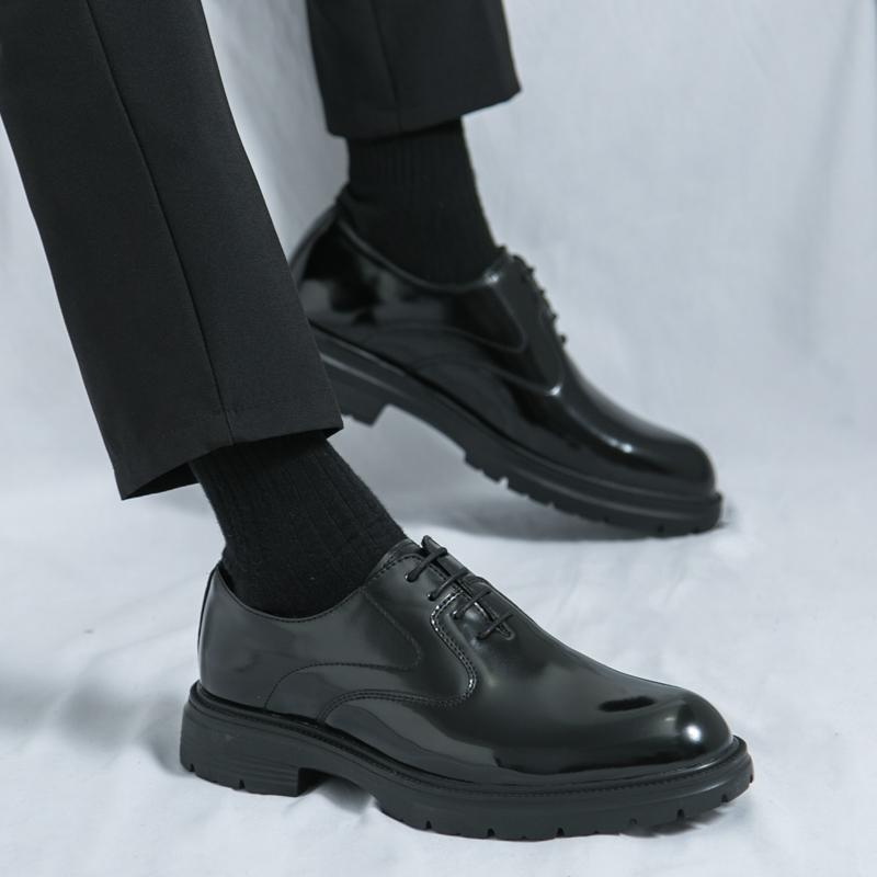 Fashion Comfort Thick Soled Leather Shoes Men Business Formal Flats Brand New Men Casual Shoes Classic Handmade Man Oxford Wedding Shoes