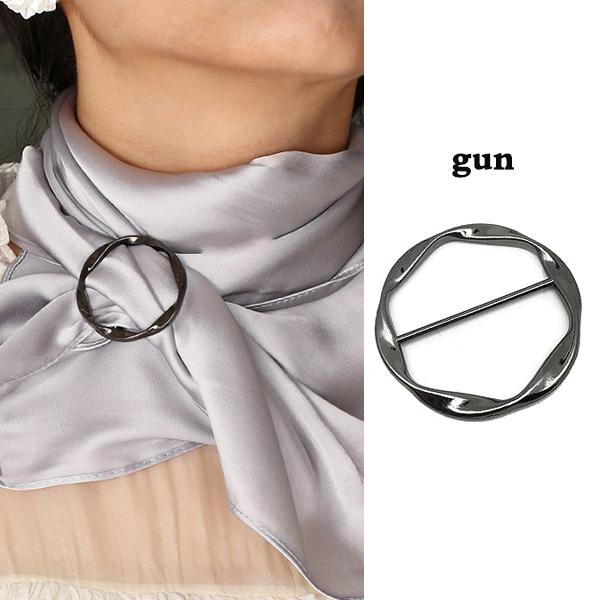 2PCS Scarf Clips and Ring T Shirt Clip for Women Fashion Metal Circle Buckle Clothing Ring Wrap Holders Clothes Hat Belt Decor