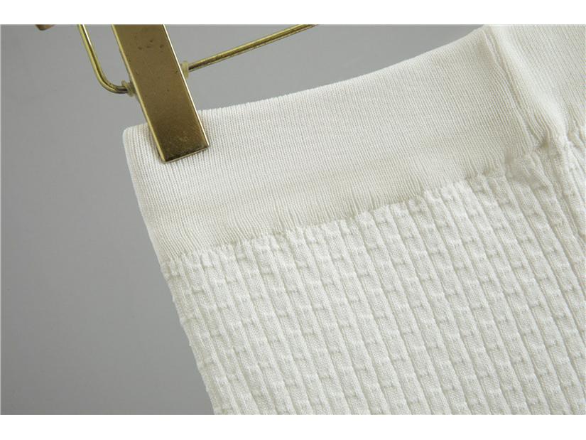 Set elegant franțuzesc din două piese în stil Hepburn: Cardigan Tricotat & Rochie din Lână