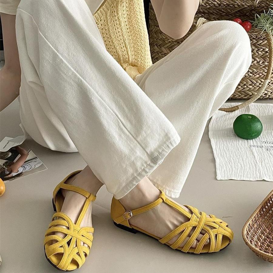 Französisch Mori Ankola rote Tasche Kopf Sandalen Damen flach 2025 Sommer Rock T-Riemen gewebte Römersandalen