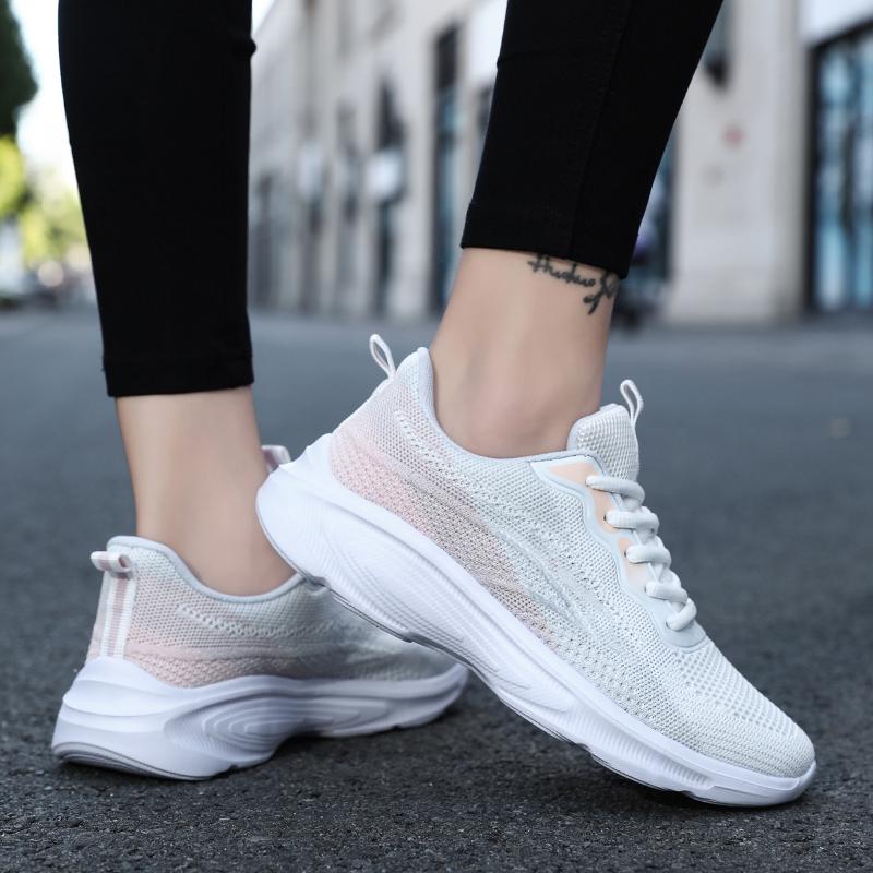 Fashion Women's Sneakers Comfortable Lightweight Soft Non-slip Flat Casual Sports Shoes Outdoor Running Shoes Women's Sneaker