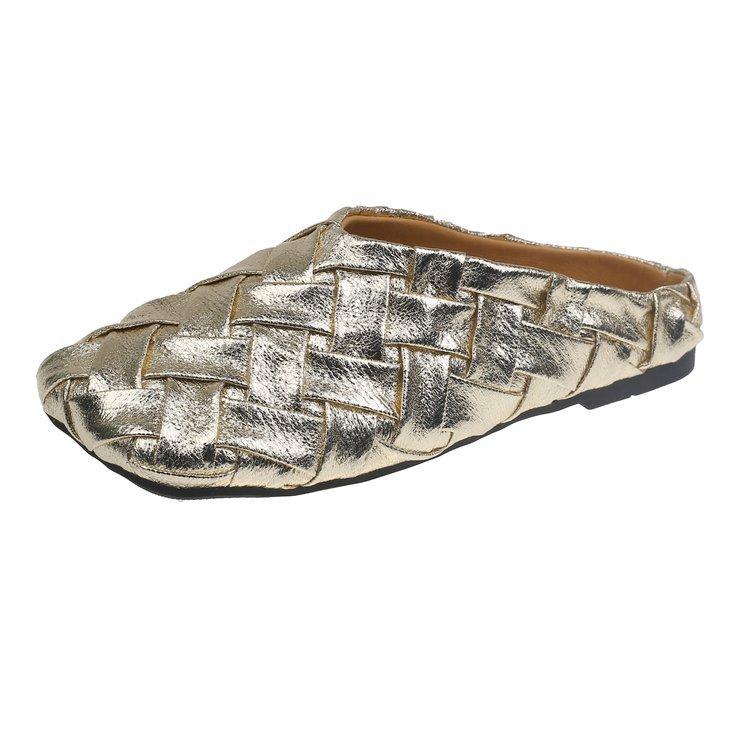 

Плоские полутапочки темперамент Баотоу 2025 года, новые летние неглубокие горлышки, маленькие ароматные ветряные складки, одно слово с прохладными тапочками, универсальные 40 золотой