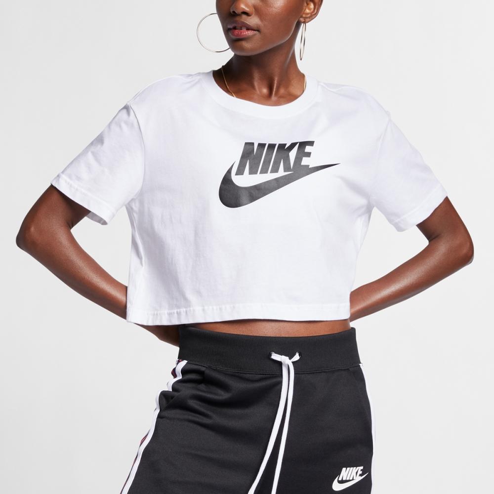 

Женская укороченная футболка Nike Sportswear Essential Icon Futura 100
