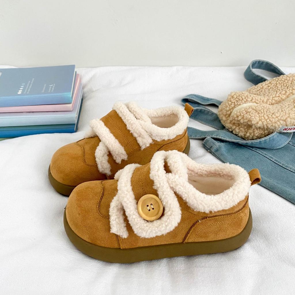 Velcro bread cotton shoes to keep warm in winter, new velvet board shoes, round head snow boots.