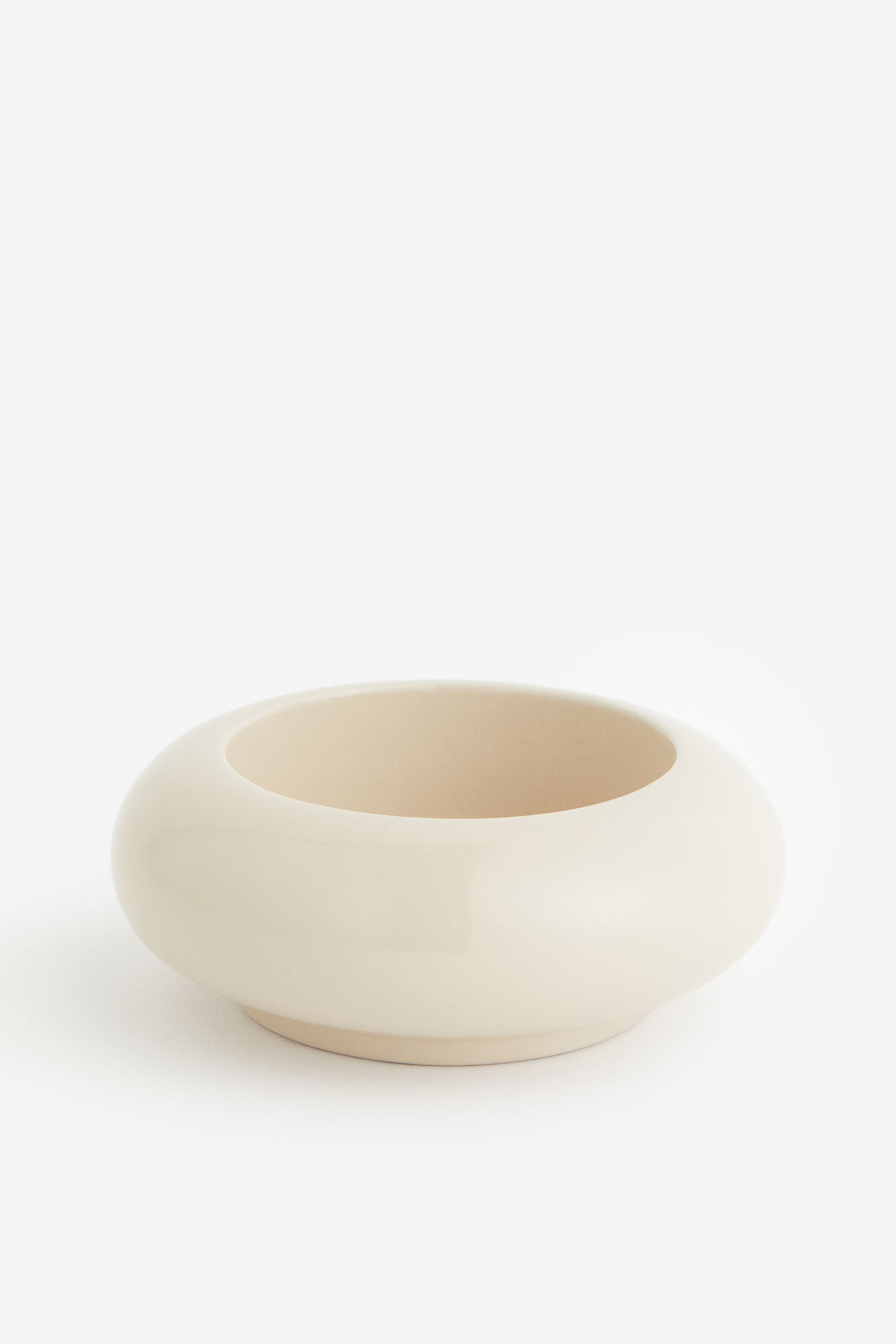 

Небольшая керамическая миска