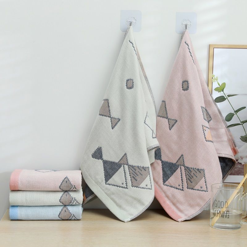 Towel Cotton with Four Layers of Gauze, Adult Household Towel Face Washing and Water Absorbing Shower Towel