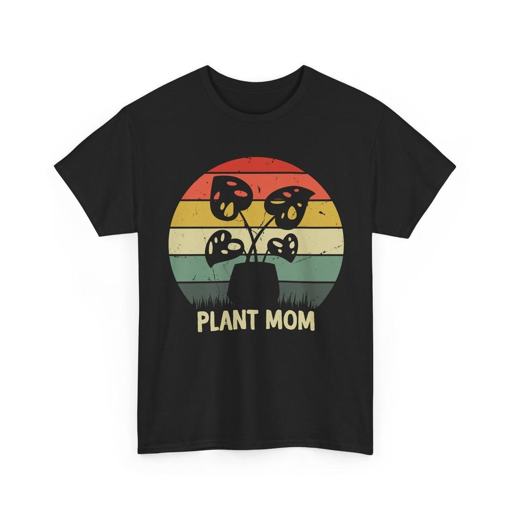 Planting T-Shirt, Plants Gardening Lovers Mother s Day Women Mom Shirt Unisex T-Shirt S