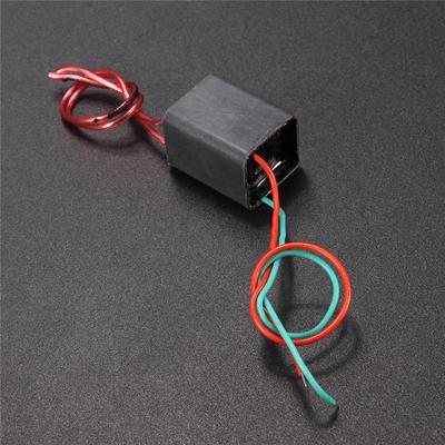 DC3.7V pour 1800 V Booster modules Direct Current Step Up moteur avec les condensateurs à haute tension