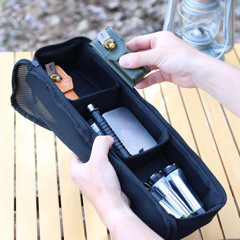 Kakuri Sangyo Hanging Case, Black