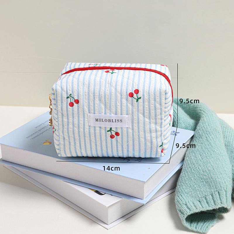 Plaid Bow Makeup Bag, Quilted Cherry Cosmetic Pouch, Student Lightweight Storage, Portable And Multifunctional