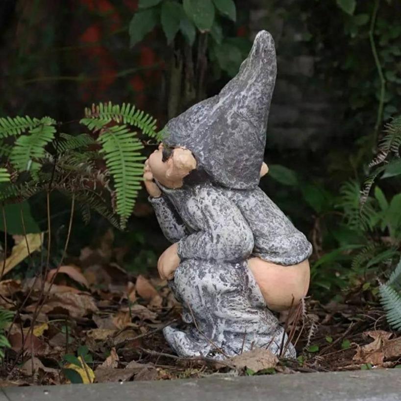 1 Pcs Resin Crafts Funny Gnome Statue Garden Decoration Dwarf Taking A Shit Ornament Home Courtyard Lawn Decoration