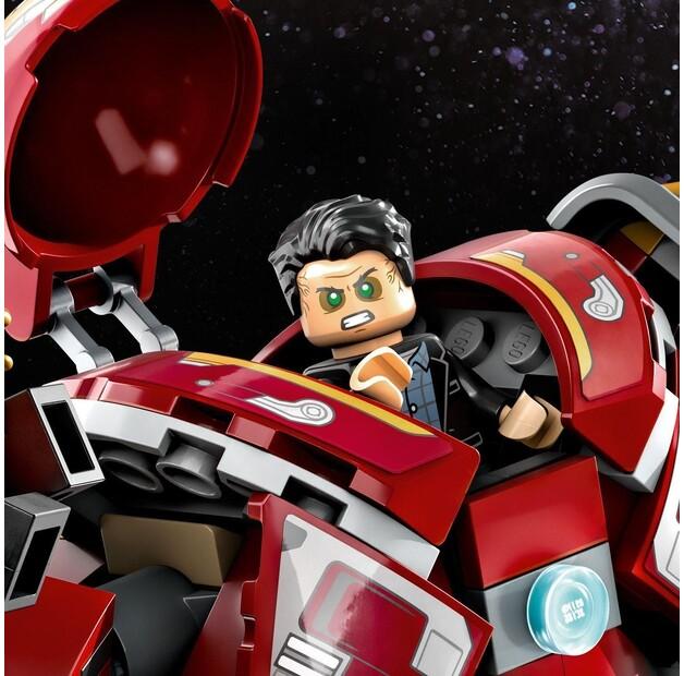 LEGO Marvel 76247 Hulkbuster: Battle for Wakanda