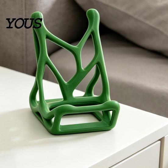 Stable Phone Support Mobile Holder, 3D-Printed Skeleton-Inspired Stand, Thin Lightweight Desk Stand Decorative Ornament for Bedside Living Room