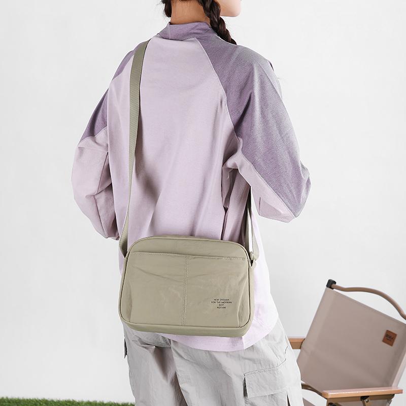Shoulder Bag Outdoor Lightweight Messenger Bag