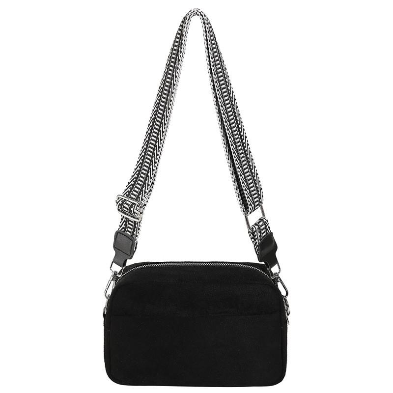 Sac d'épaule carré petit et élégant pour femmes Sac bandoulière mode pour le quotidien en différentes couleurs