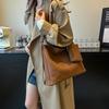 Sac rétro pour femme automne décontracté polyvalent sac à bandoulière grande capacité navetteur à large bande messager sac seau