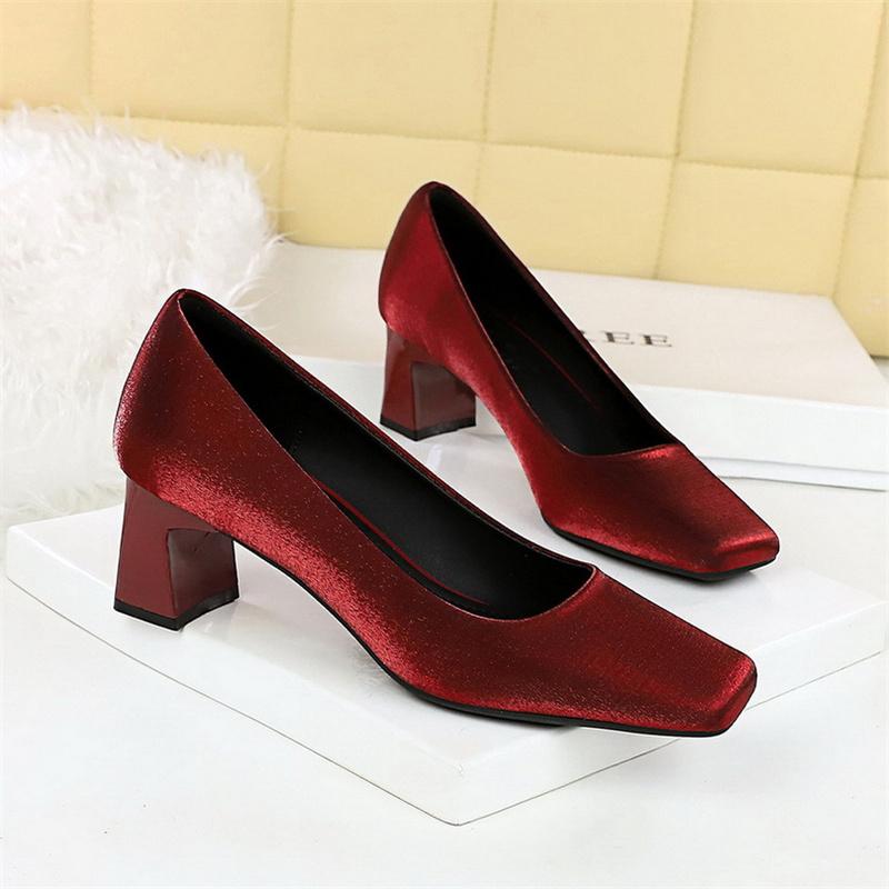 New French Elegant Fashionable Single Shoes Spring Autumn Square Toe Satin Thick Heel Shallow Mouth Plain Mid-Heel Commuting 34