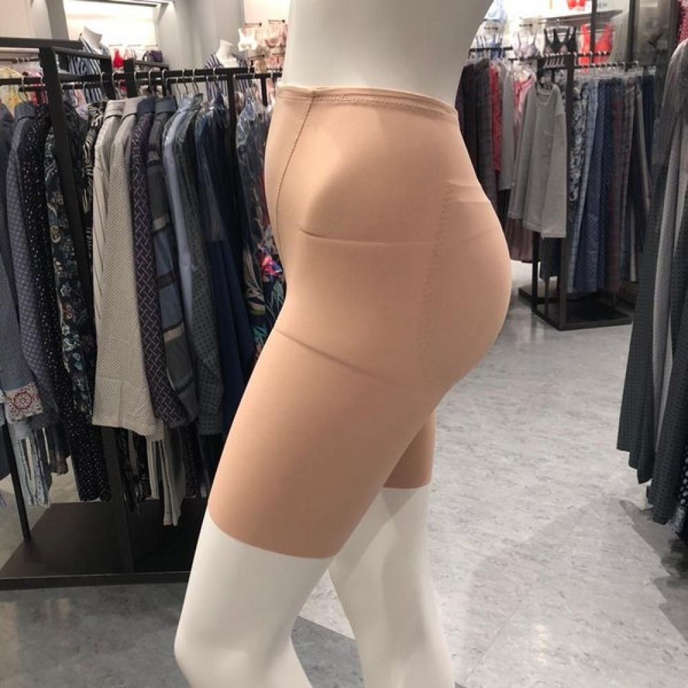 Wacoal Square Hip Pad Girdle For Natural Buttock Volume Wgr2330t