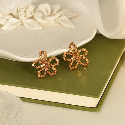 18k Blume Ohrringe personalisiert einfach Temperament Stecker vielseitige Mode hoher Sinn Ohrringe Frauen