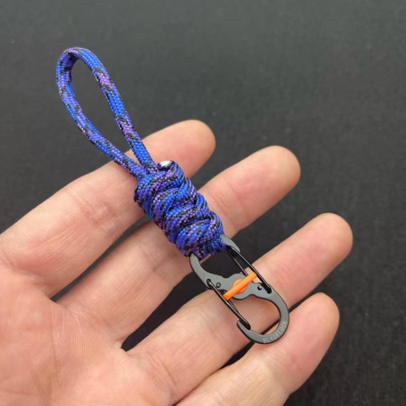 Kompaktní paracordový klíčenka proti krádeži s uzamykatelným hákem a přezkou Figure 8 pro venkovní použití