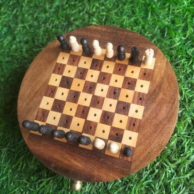 Personalisiertes rundes Mini-Schachbrettspiel aus Holz/Taschenschach/Bestes Geschenk/Geburtstagsgeschenk/Ruhestandsgeschenk