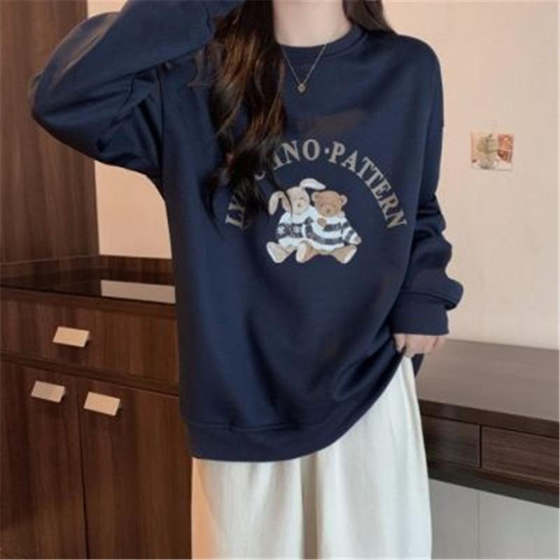 Women's Crew Neck Sweatshirt Bear Embroidery Loose Casual Long Sleeve Top