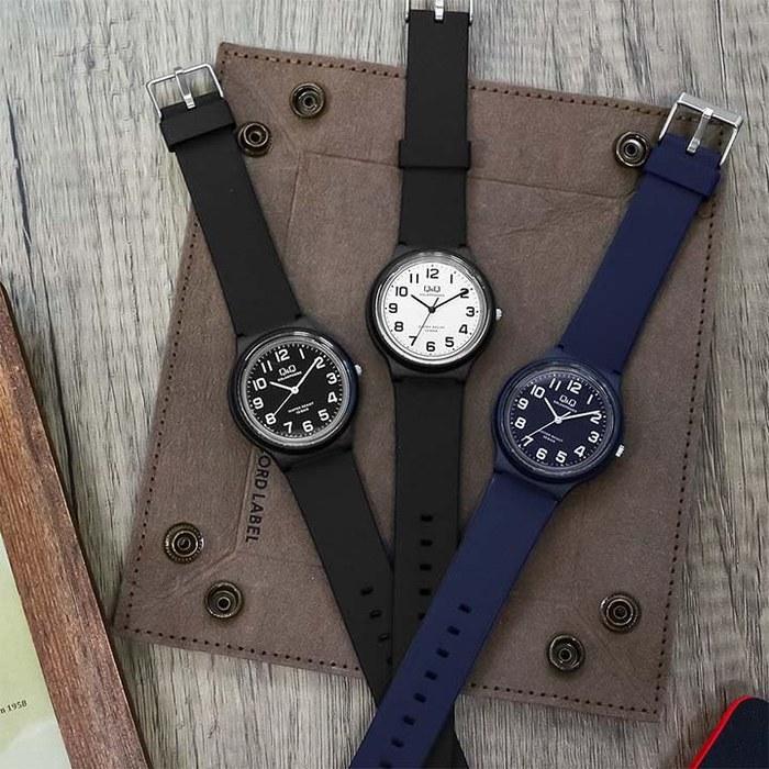 Citizen Q&Q Solar Watch E04A-003VK with Daruma Navy
