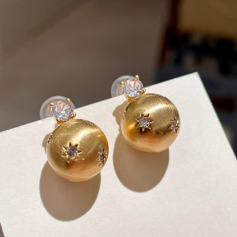 Elegant Brushed Zirconia Starburst Stud Earrings for Women - High-End Light Luxury Fashion Jewelry
