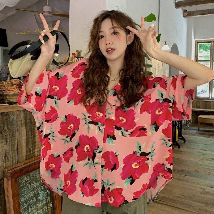 Ladies Summer Holiday Bohe Shirt - Oversized Short Sleeve Button Down Flower Printed Top for Casual Layering