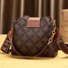 Women's Bag Popular High-end Bucket Bag 2025 New Women's Bag Versatile Portable Shoulder Messenger Bag Women