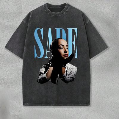 Y2K SADE Avatar Print Retro Distressed T-Shirt – Rundhals Kurzarm Streetwear
