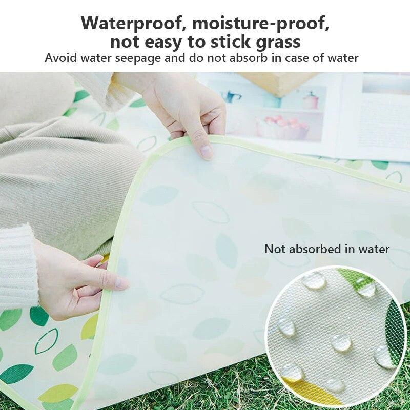 Picnic Mat Camping Hiking Outdoor Portable Beach Blanket Folding Camping Mat Thick Waterproof Lawn Cloth Camping Equipment Mat