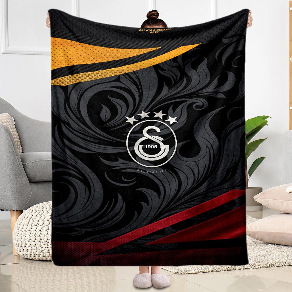 Galatasaray 112 Blanket Ultra-Soft Perfect for Picnics Office Bed All-Season Use Digital Print Perfect Gift for Relatives and Friends