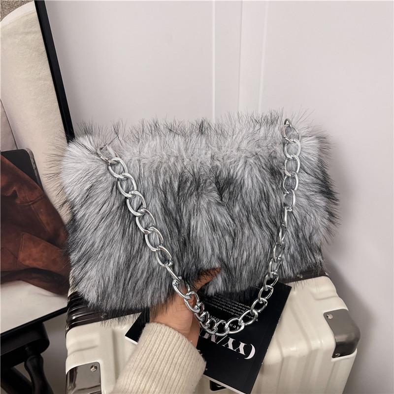 Female Plush Tote Bag With Zipper Closure For Daily Fashion