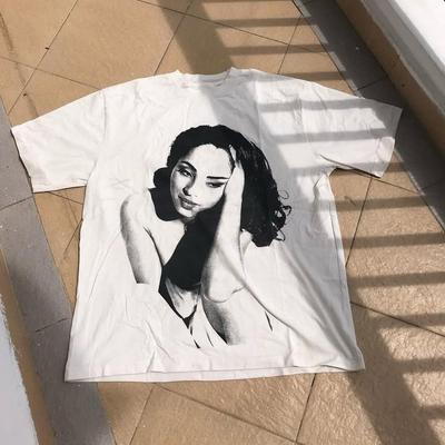 SADE PORTRAIT UNISEX T-SHIRT S-5XL Unisex T-Shirt