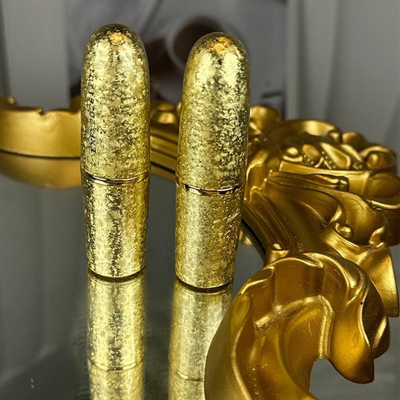 Sherffy Pearly Shimmer Feuchtigkeitsspendender Lippenstift, Nicht abfärbend, Nicht klebrig, Lang anhaltendes Goldpuder Echtes Rot