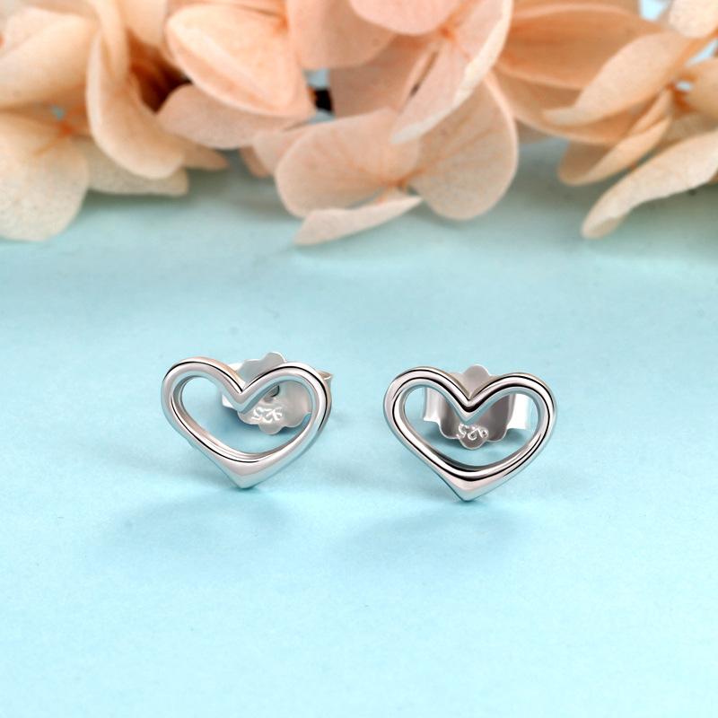 Jewelry Hollow Love Stud Earrings Korean Style Temperament Silver Needle Fashion Earbone Stud Female Ins