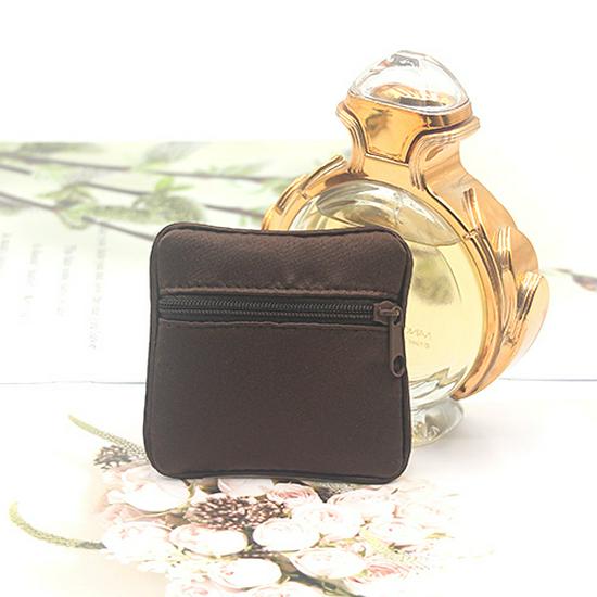 

Velvet Zipper Bag for Ancient Gold Jewelry Storage & Accessories