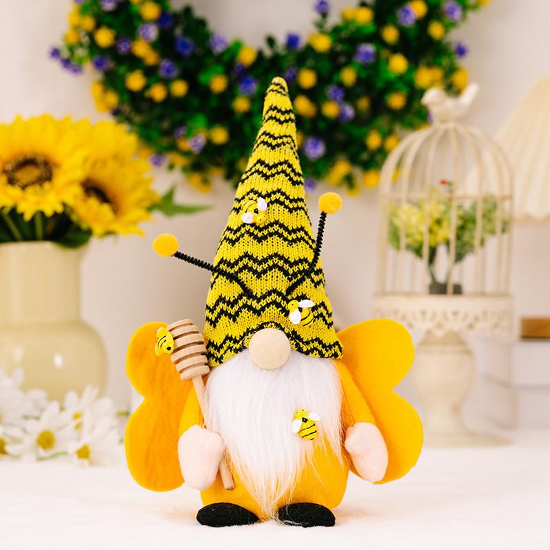 

Festival Adorable Bee Plush Toy Featuring Striped Pattern Soft Fabric And Winged Design Antenna Bee Male Doll