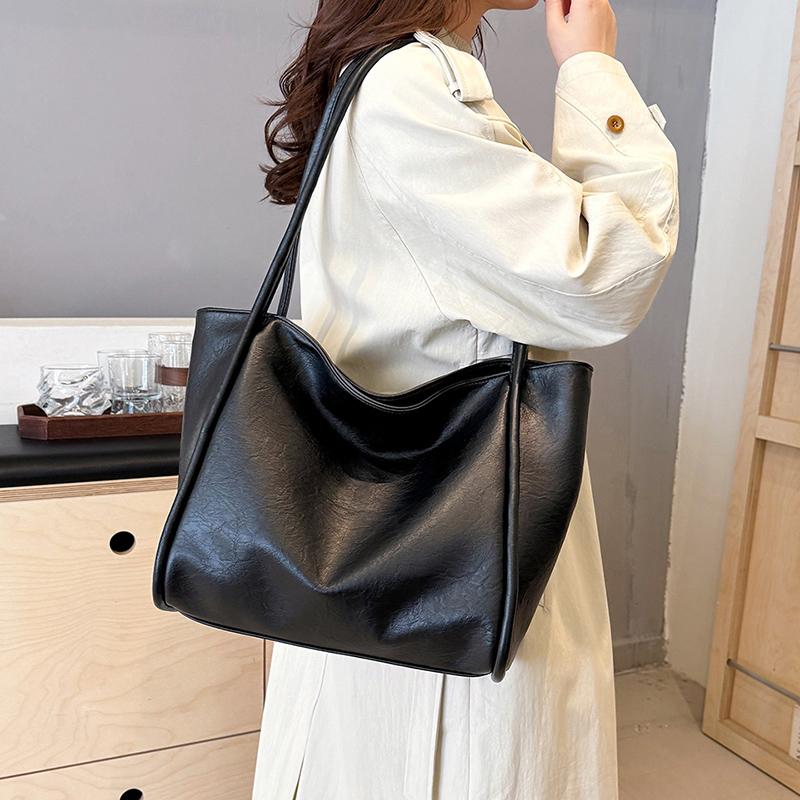 Soft Leather Large Capacity Bag for Women  Casual Women's Bags  Feminine Tote Bag