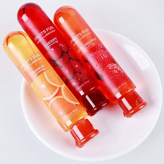 Yousheng 80ML Sex-Gleitmittel auf Wasserbasis, nicht fettend, natürlicher Pflanzenextrakt, Lustverstärker, hinterlässt keine Flecken, Erdbeer-Blaubeer-Geschmack für Paare