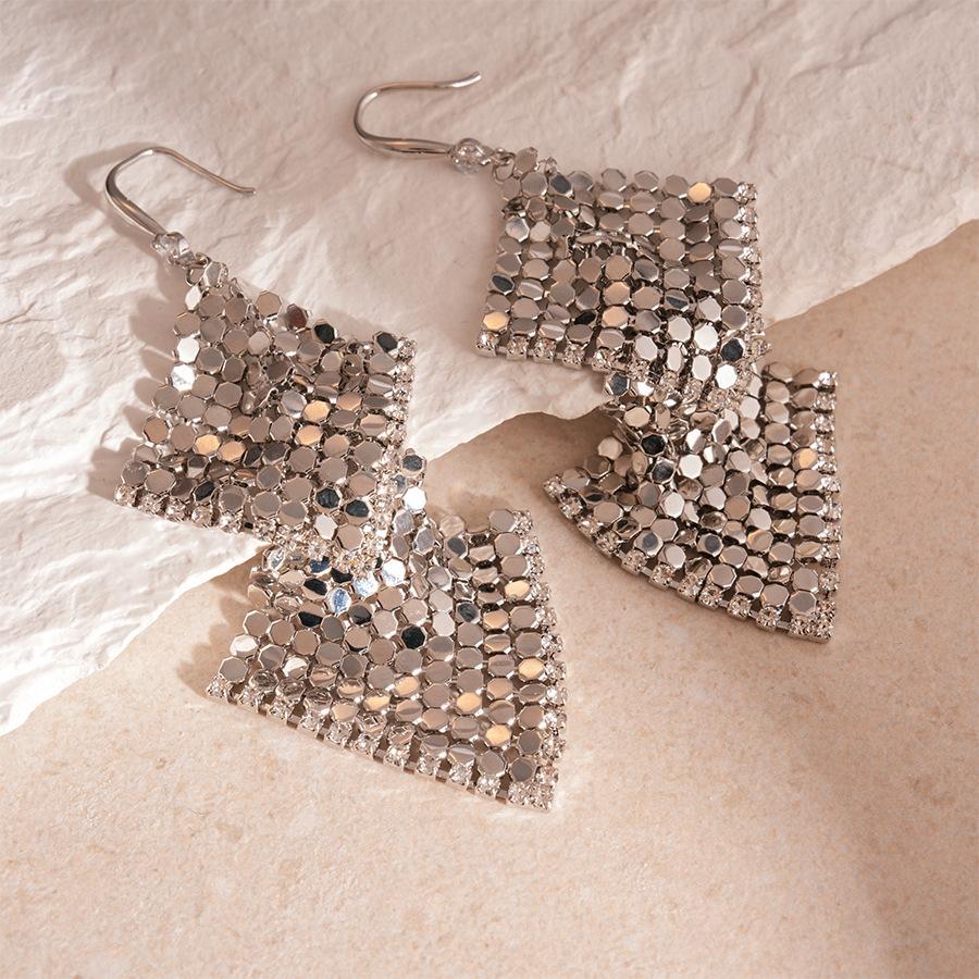 

Модні сережки-краплі для жіночих прикрас срібний