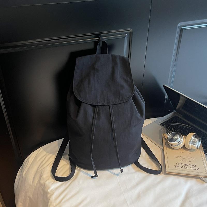 New summer simple leisure travel backpack schoolbag large capacity lightweight backpack men and women