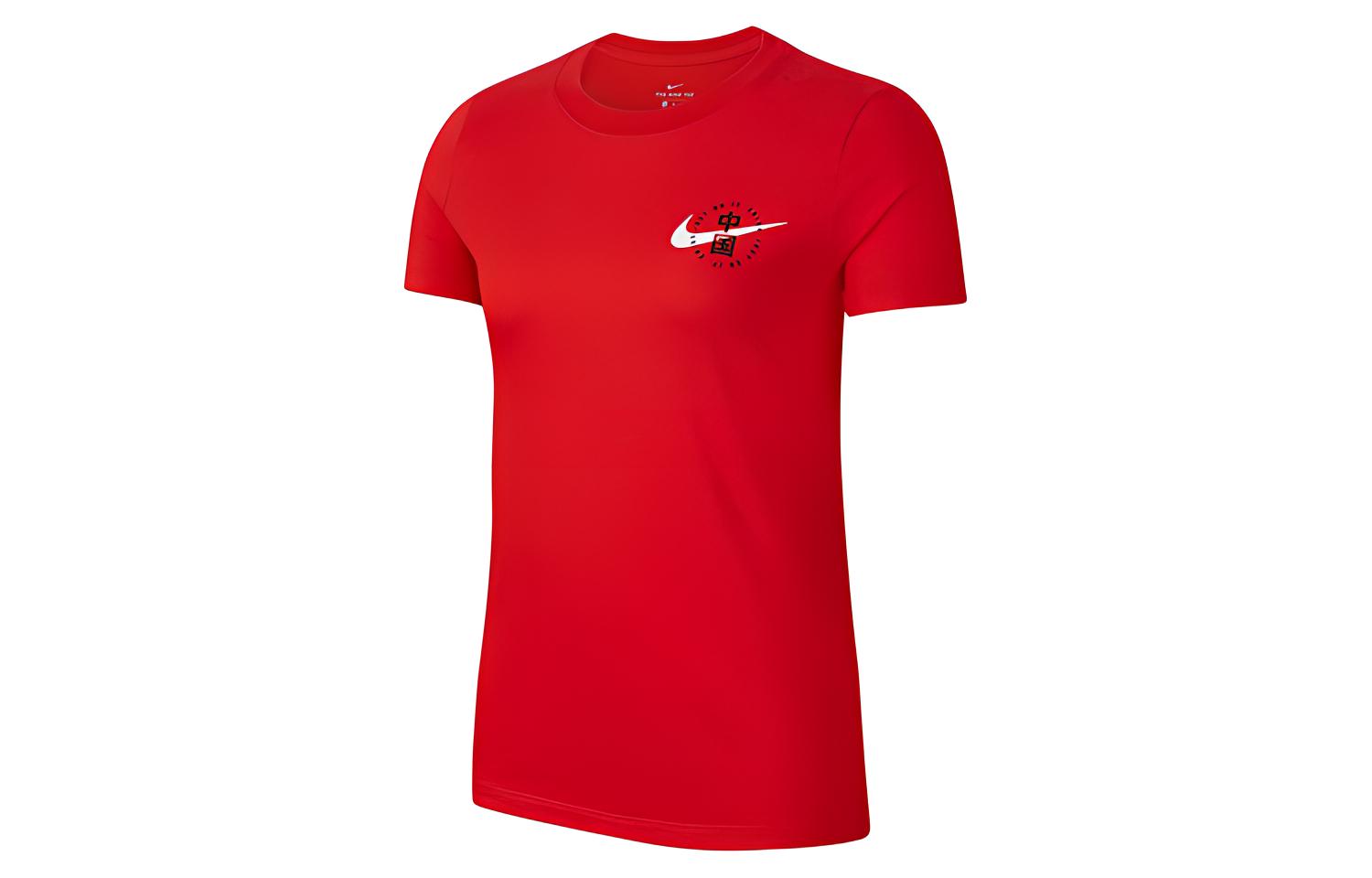 Nike T Shirts Women s Red Crew Neck Moderate Straight Fit CZ3580-650 XL