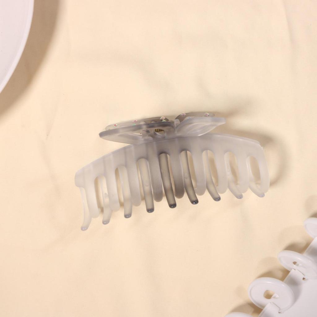 Mattierter Schmetterling Hai Haarspange - Elegantes quadratisches Griffzubehör für Damen