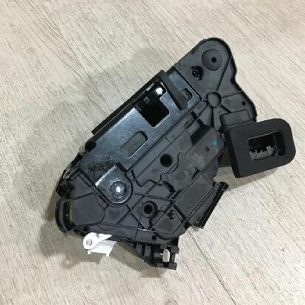6RD837015E Front Left Door Lock For Seat Skoda VW
