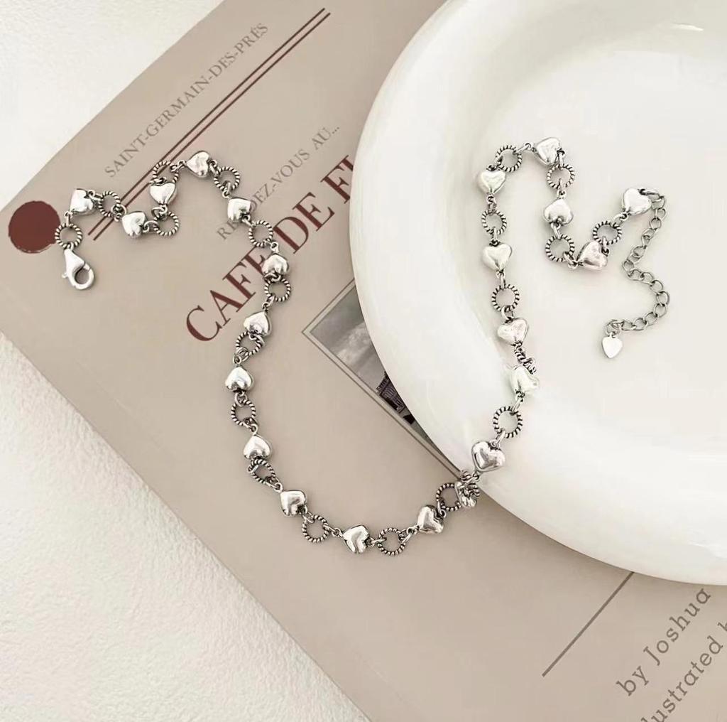Su Chuang S925 Sterling Silver Retro Peach Heart Necklace for Women - High-End Sweater Chain in Thai Silver