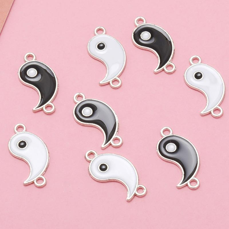 DIY Tai Chi Small Pendant Retro Simple Metal Charms Necklace Bracelet Making Pendants Alloy Jewelry Accessories Ornaments Parts