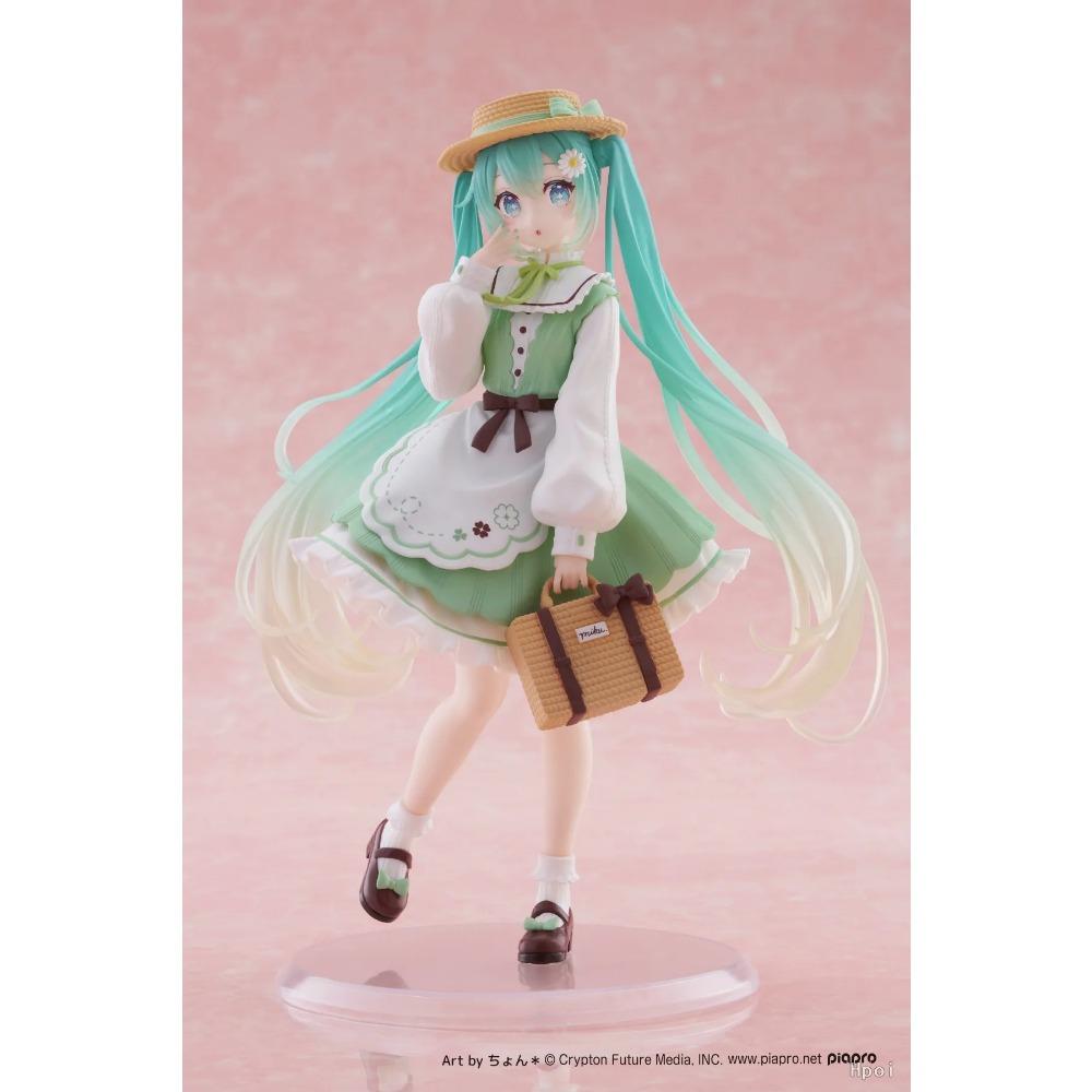 18CM Anime Hatsune Miku Fashion Doll Country Fashio Hatsune Miku Black Dress Lolita Model Toy Gift Collection Aciton Figure